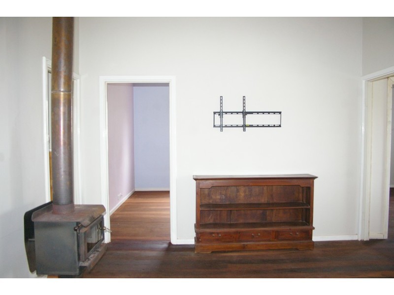 19 Dunnet Road, Nannup WA 6275