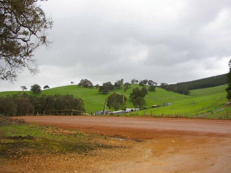 118 Dunnet Road, Nannup WA 6275