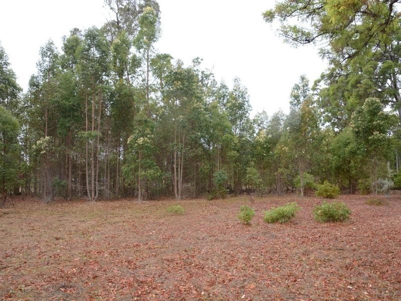 30 Valley Way, Nannup WA 6275