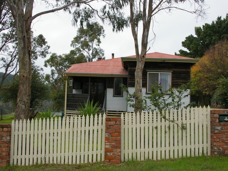 19 Dunnet Road, Nannup WA 6275