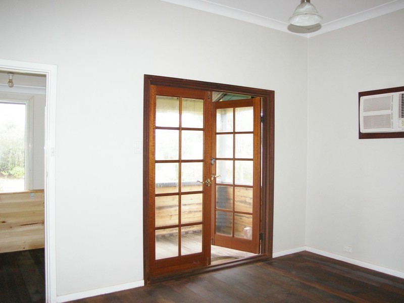 19 Dunnet Road, Nannup WA 6275