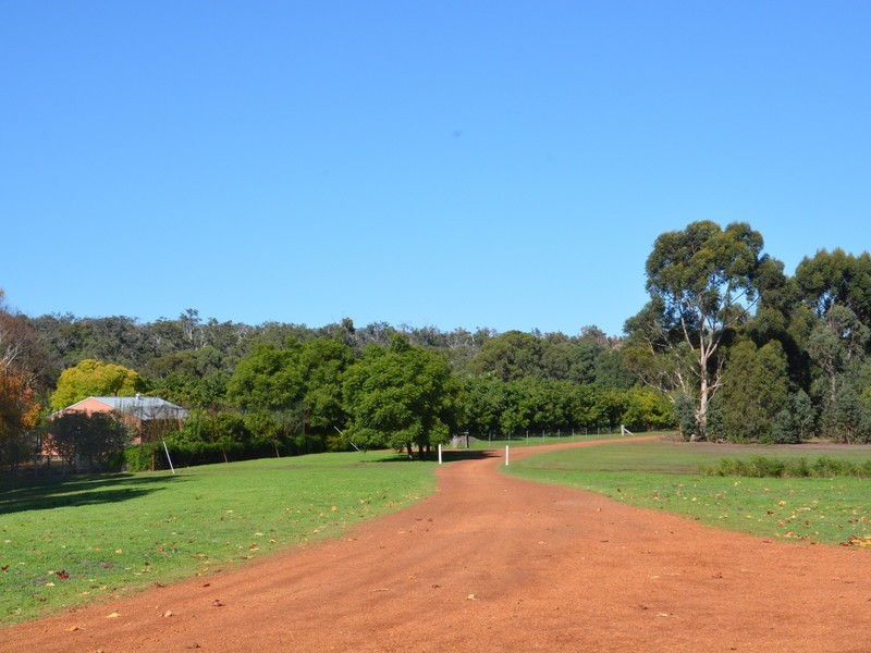 88 Vasse Highway, Nannup WA 6275