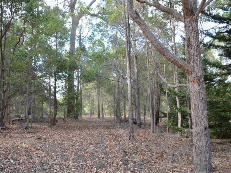 32 Johnston Road, Nannup WA 6275