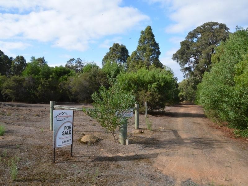 32 Johnston Road, Nannup WA 6275
