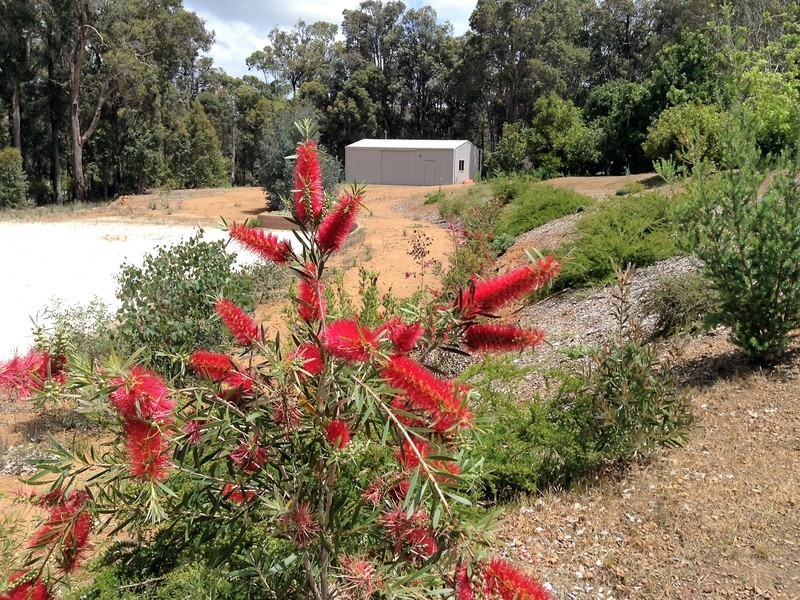 9 Denny Road, Nannup WA 6275