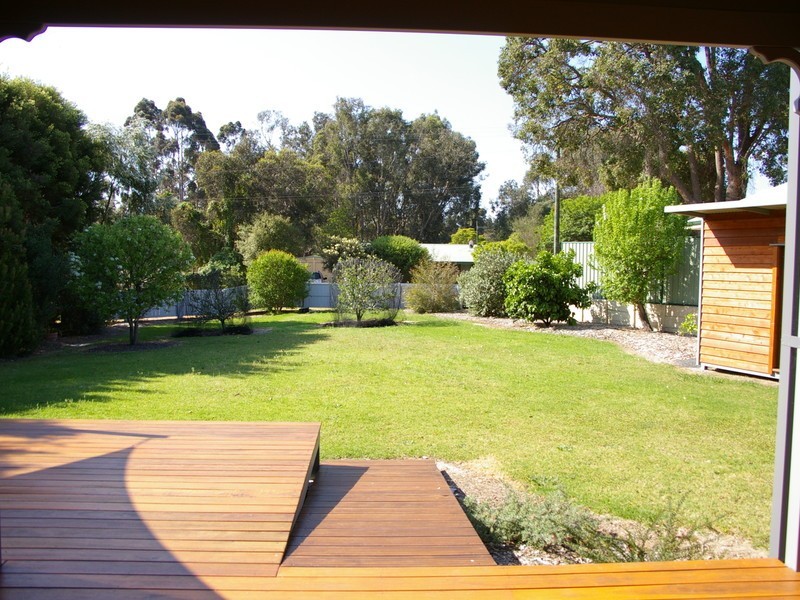 5 Kearney Street, Nannup WA 6275