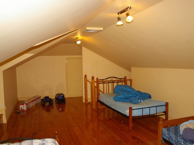 7 King Road, Nannup WA 6275