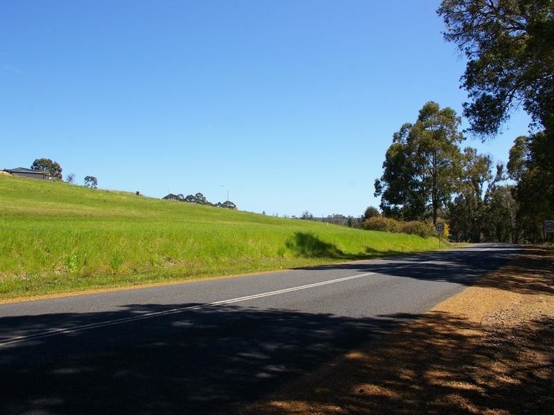 25 Diggers Green, Nannup WA 6275