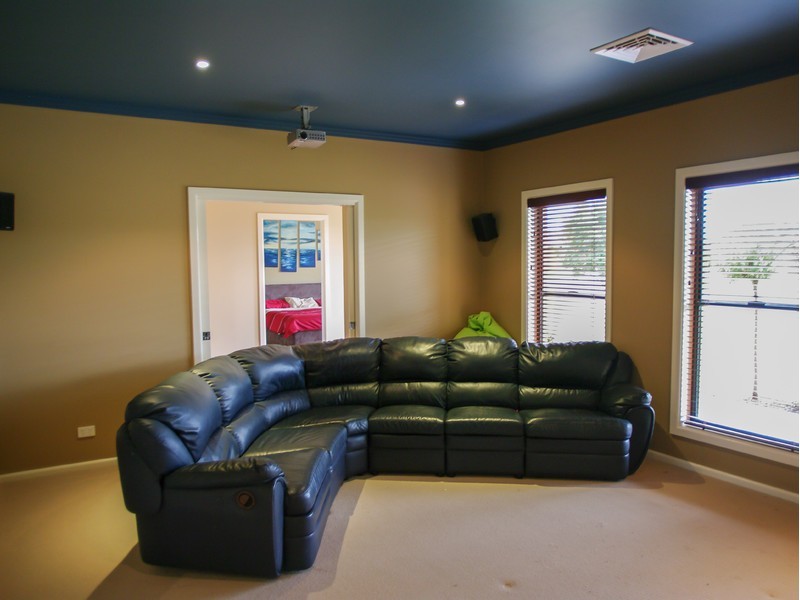 4 Cudgegong Place, Dubbo NSW 2830