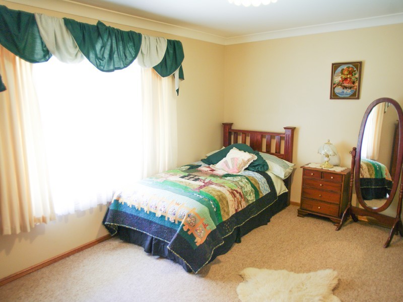 8 Colony Crescent, Dubbo NSW 2830