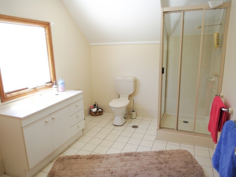 8 Colony Crescent, Dubbo NSW 2830