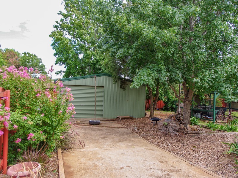 16 Gundong Street, Wongarbon NSW 2831