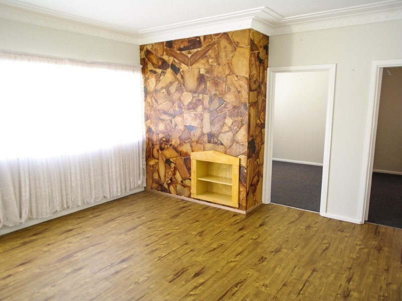 11 Sanderson Street, Dubbo NSW 2830