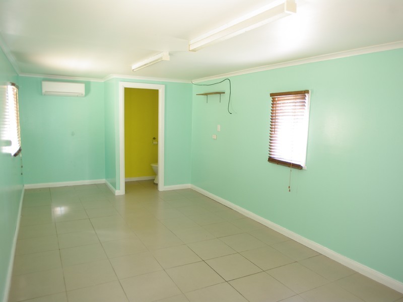11 Sanderson Street, Dubbo NSW 2830