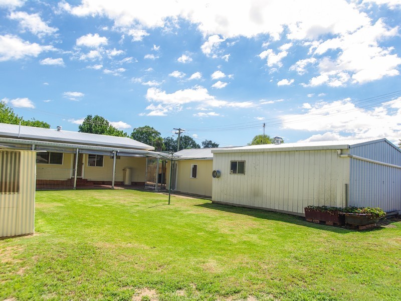 11 Sanderson Street, Dubbo NSW 2830