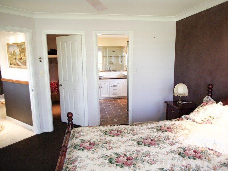 9 Ashlundie Crescent, Dubbo NSW 2830