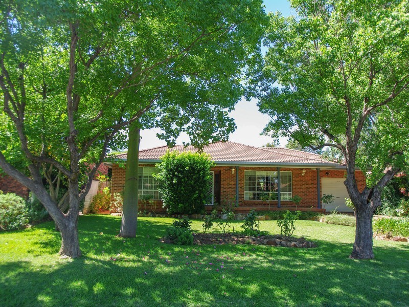 27 Aspen Road, Dubbo NSW 2830
