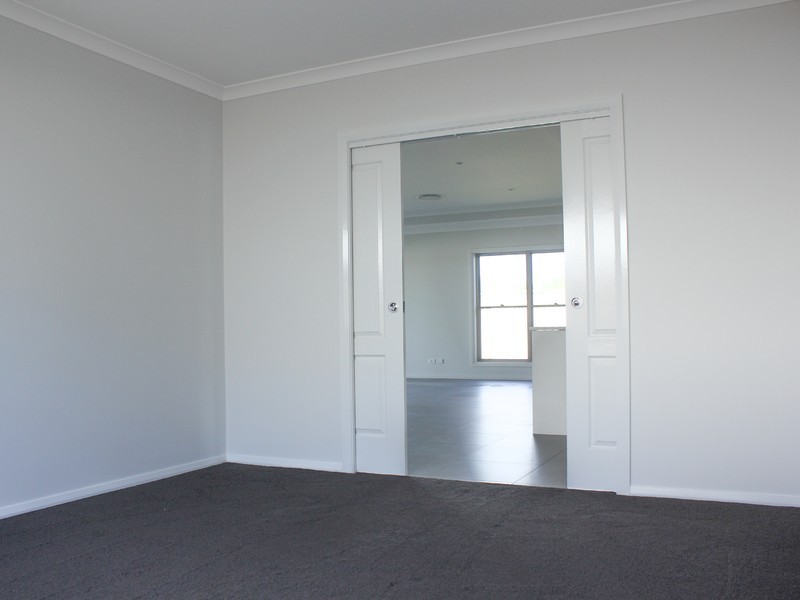 1227/ Lansdowne Drive, Dubbo NSW 2830