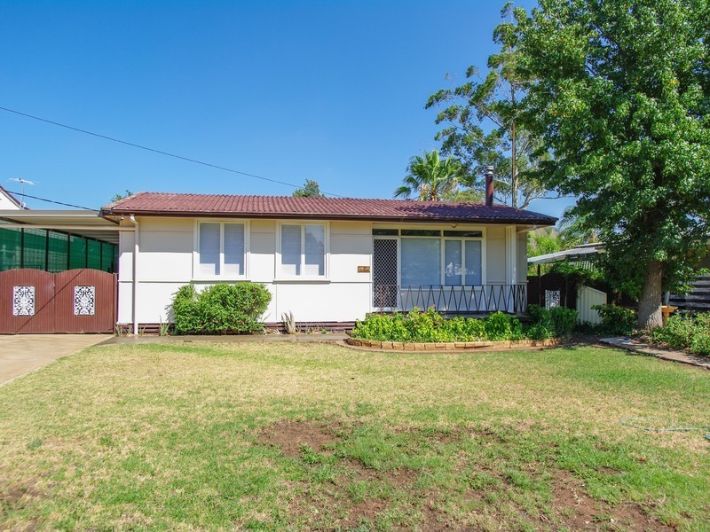 31 Alcheringa Street, Dubbo NSW 2830