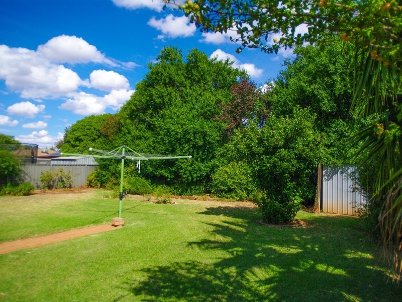 84 Sturt Circle, Dubbo NSW 2830