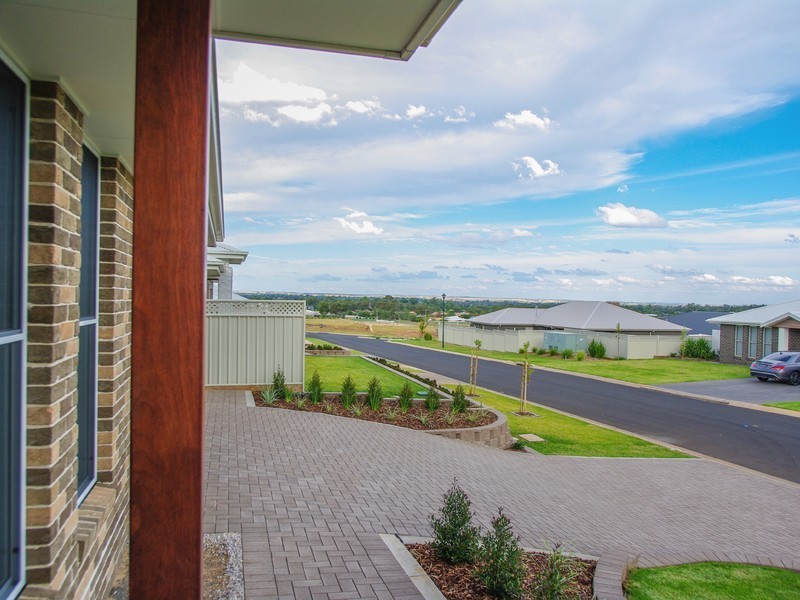 5 Ellenborough Avenue, Dubbo NSW 2830