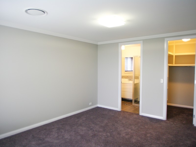 5 Ellenborough Avenue, Dubbo NSW 2830