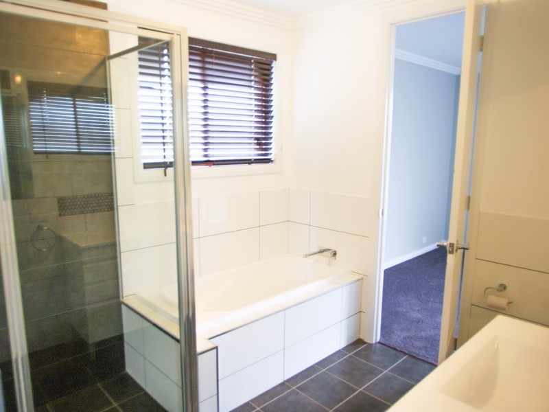 5 Ellenborough Avenue, Dubbo NSW 2830