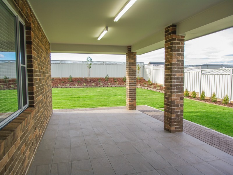 5 Ellenborough Avenue, Dubbo NSW 2830