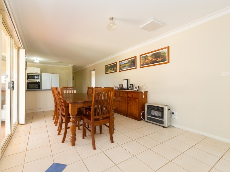 16 Lancaster Park Place, Dubbo NSW 2830