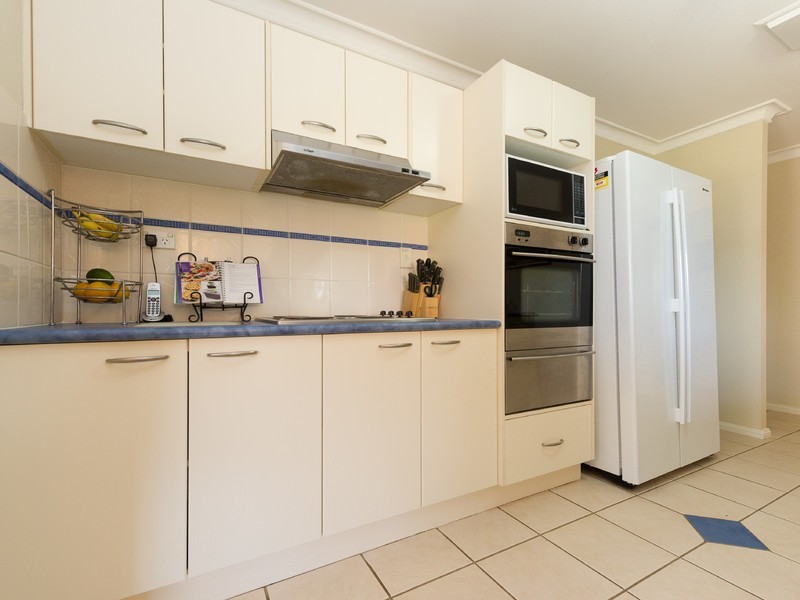 16 Lancaster Park Place, Dubbo NSW 2830