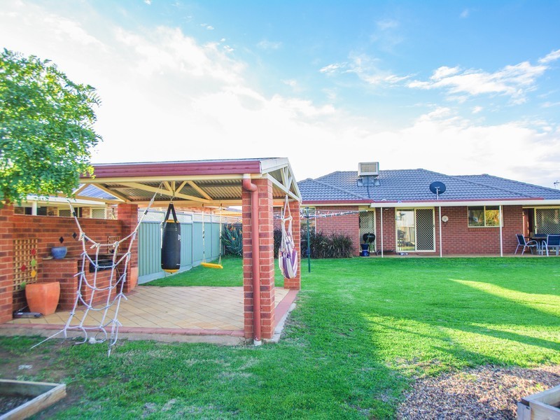 44 Meadowbank Drive, Dubbo NSW 2830