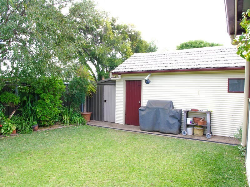 3 Strickland Street, Dubbo NSW 2830