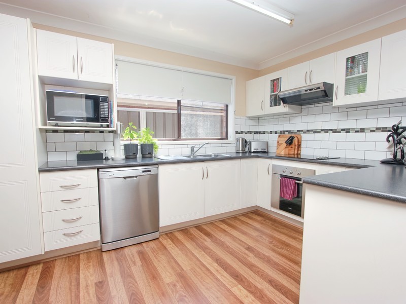 8 Sandringham Place, Dubbo NSW 2830