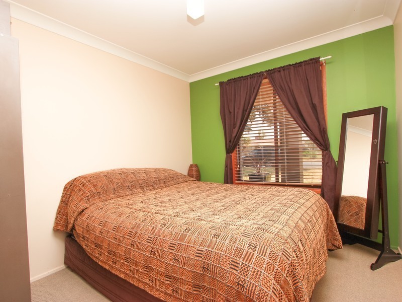 8 Sandringham Place, Dubbo NSW 2830