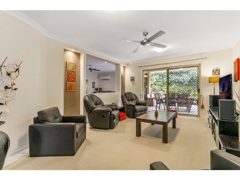 20 Jacksonia Drive, Seventeen Mile Rocks QLD 4073