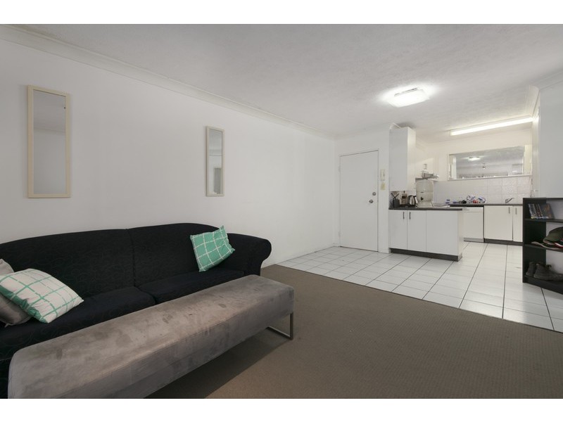 8/36 Gordon Street, Milton QLD 4064