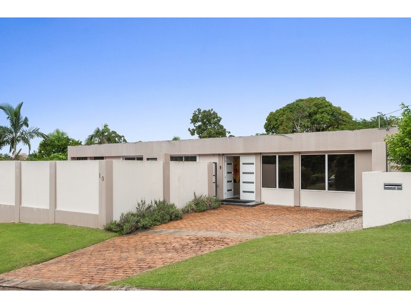 10 Roxburgh Street, Kenmore QLD 4069