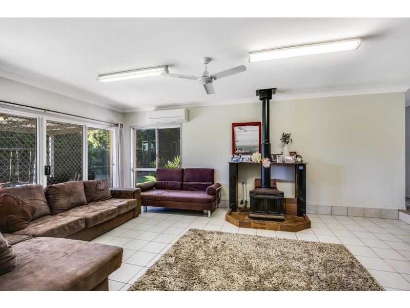 15 Paramount Drive, Warner QLD 4500