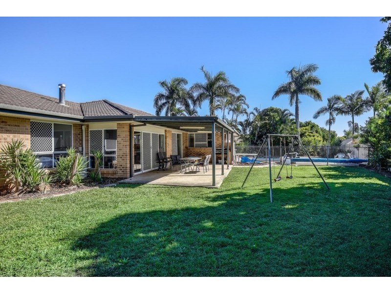 15 Paramount Drive, Warner QLD 4500