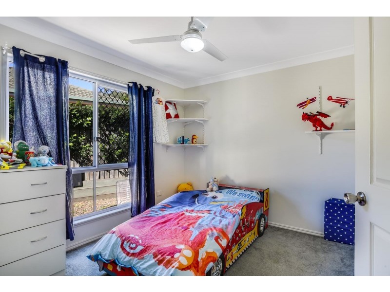 15 Paramount Drive, Warner QLD 4500