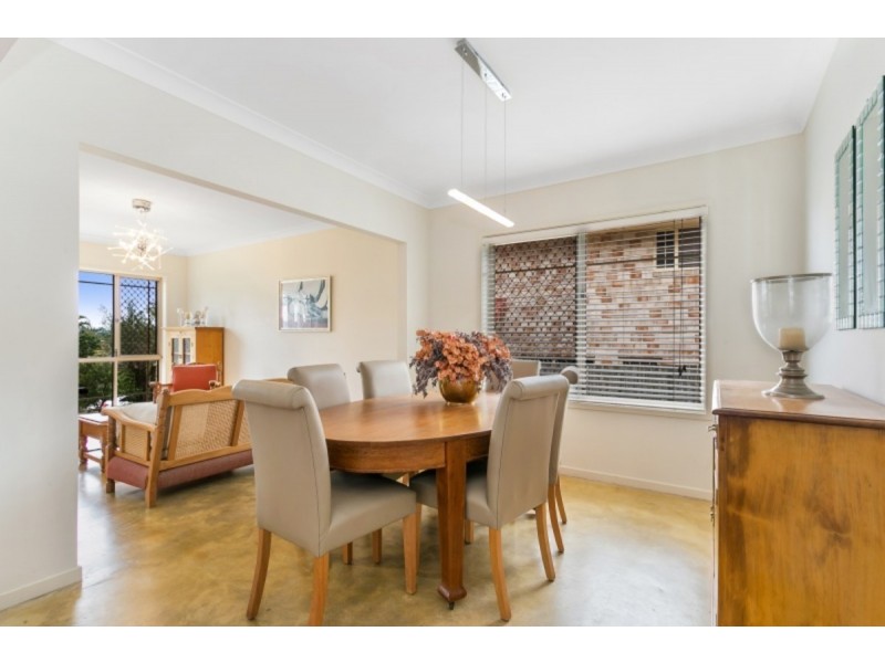 32 Deborah Place, Westlake QLD 4074