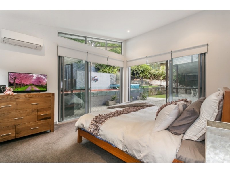 102 Gordon Circuit, Seventeen Mile Rocks QLD 4073