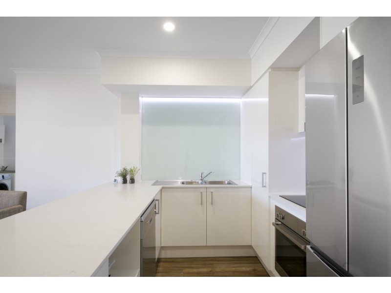 9/45 Regent Street, Woolloongabba QLD 4102