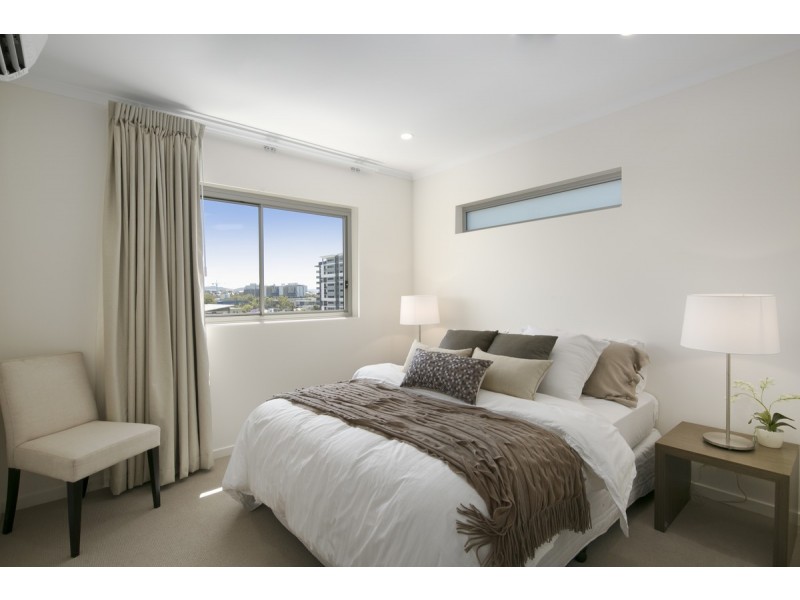 19/45 Regent Street, Woolloongabba QLD 4102