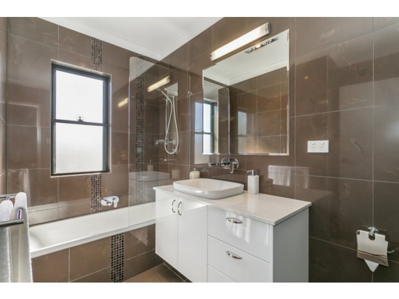 4a Greene Street, Newmarket QLD 4051