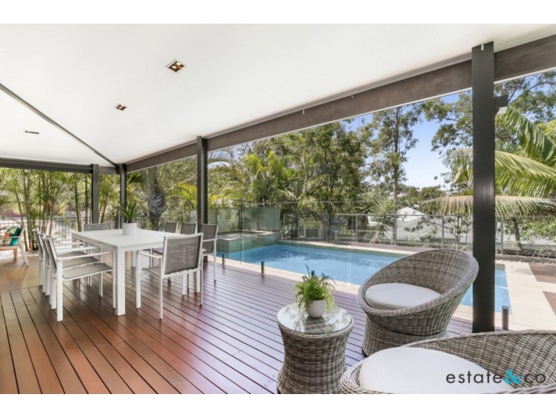 4 Eucalyptus Crt, Seventeen Mile Rocks QLD 4073