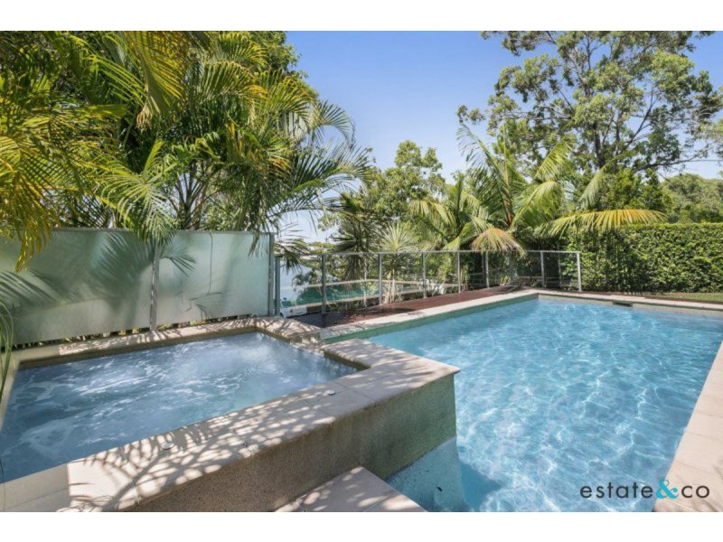4 Eucalyptus Crt, Seventeen Mile Rocks QLD 4073