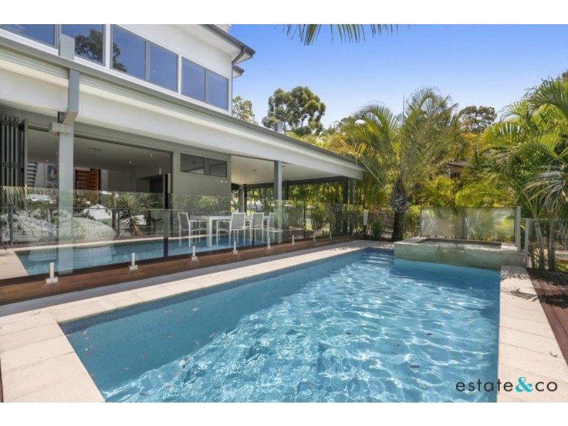 4 Eucalyptus Crt, Seventeen Mile Rocks QLD 4073
