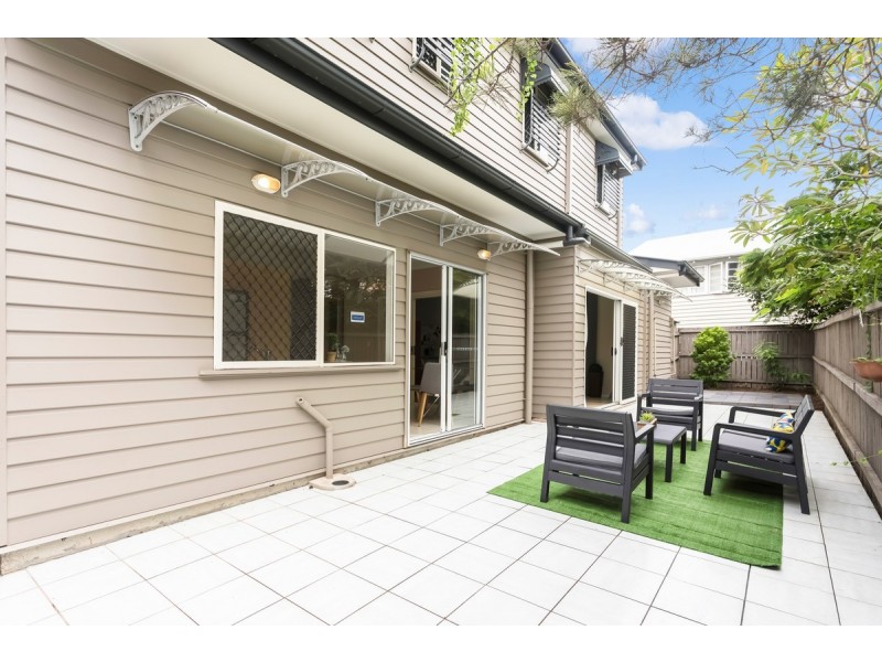 100 Dudley St East, Annerley QLD 4103