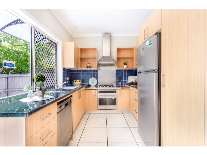 100 Dudley St East, Annerley QLD 4103